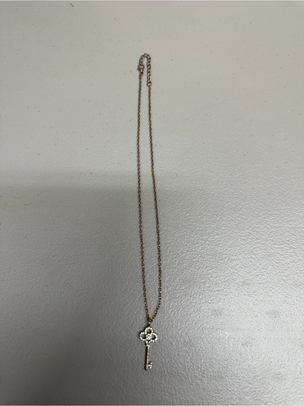 Three necklaces - Picture 2 of 6